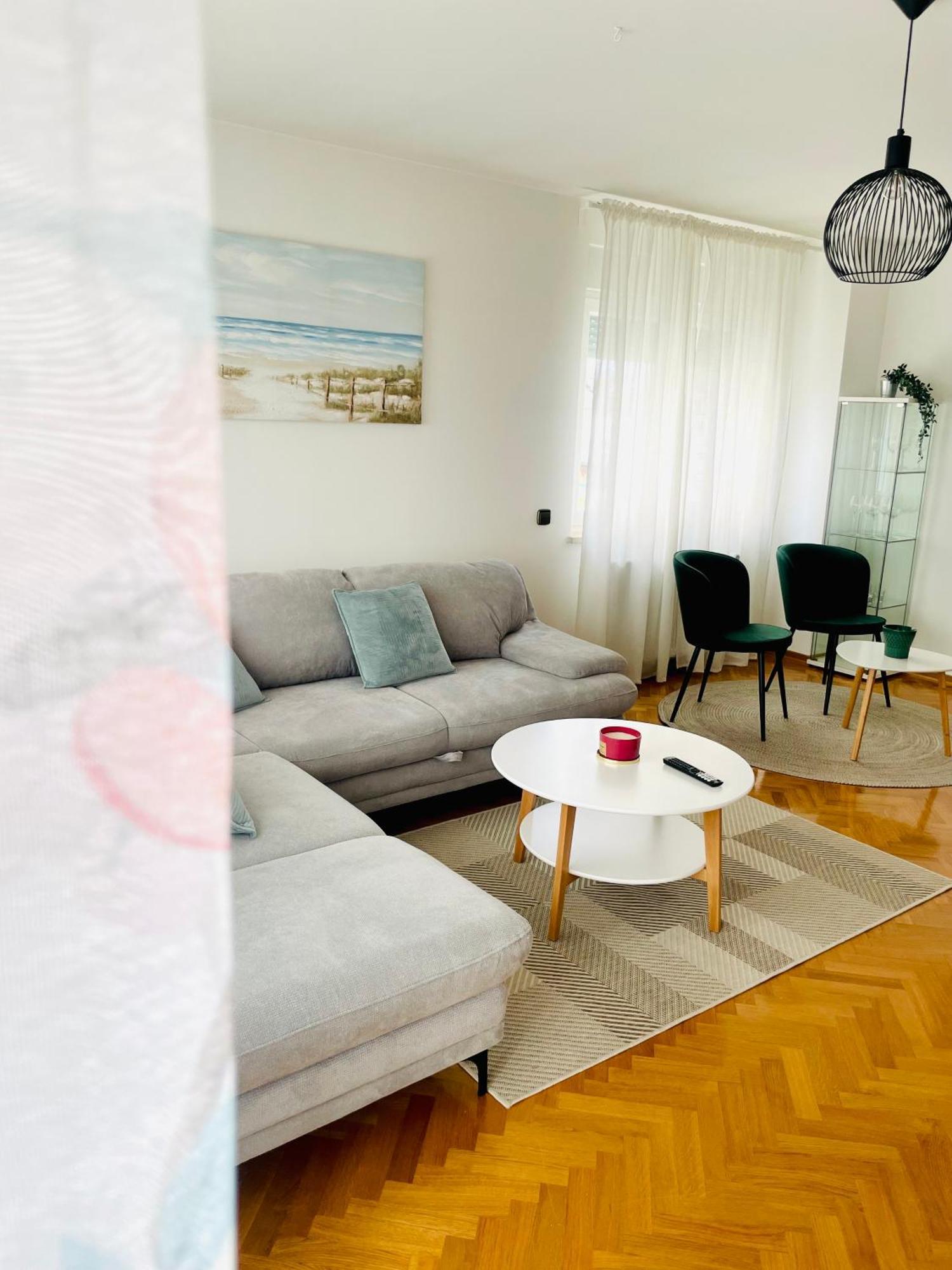Apartman Bago Deluxe Near Zagreb Airport Velika Gorica Luaran gambar