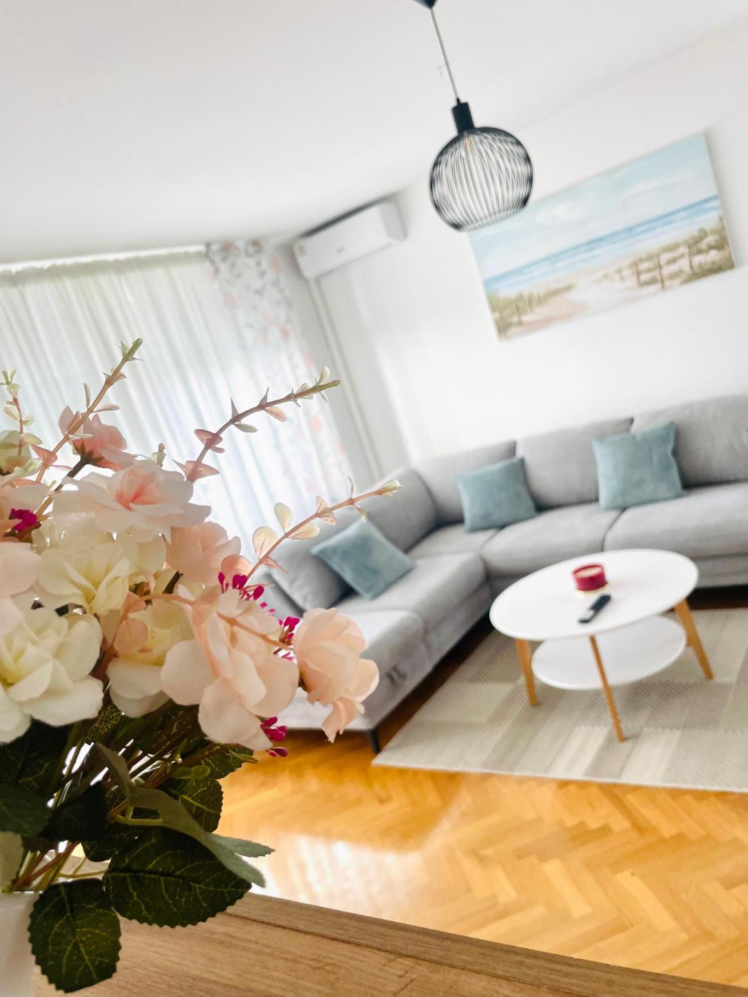 Apartman Bago Deluxe Near Zagreb Airport Velika Gorica Luaran gambar